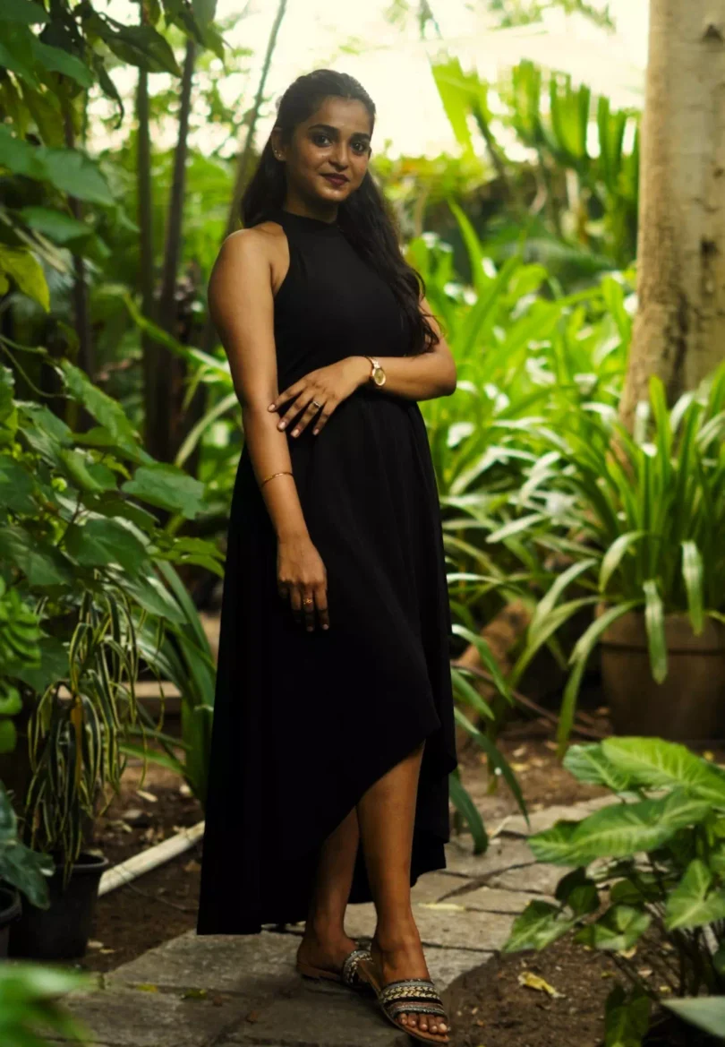 Scarlet Allure - Image 2